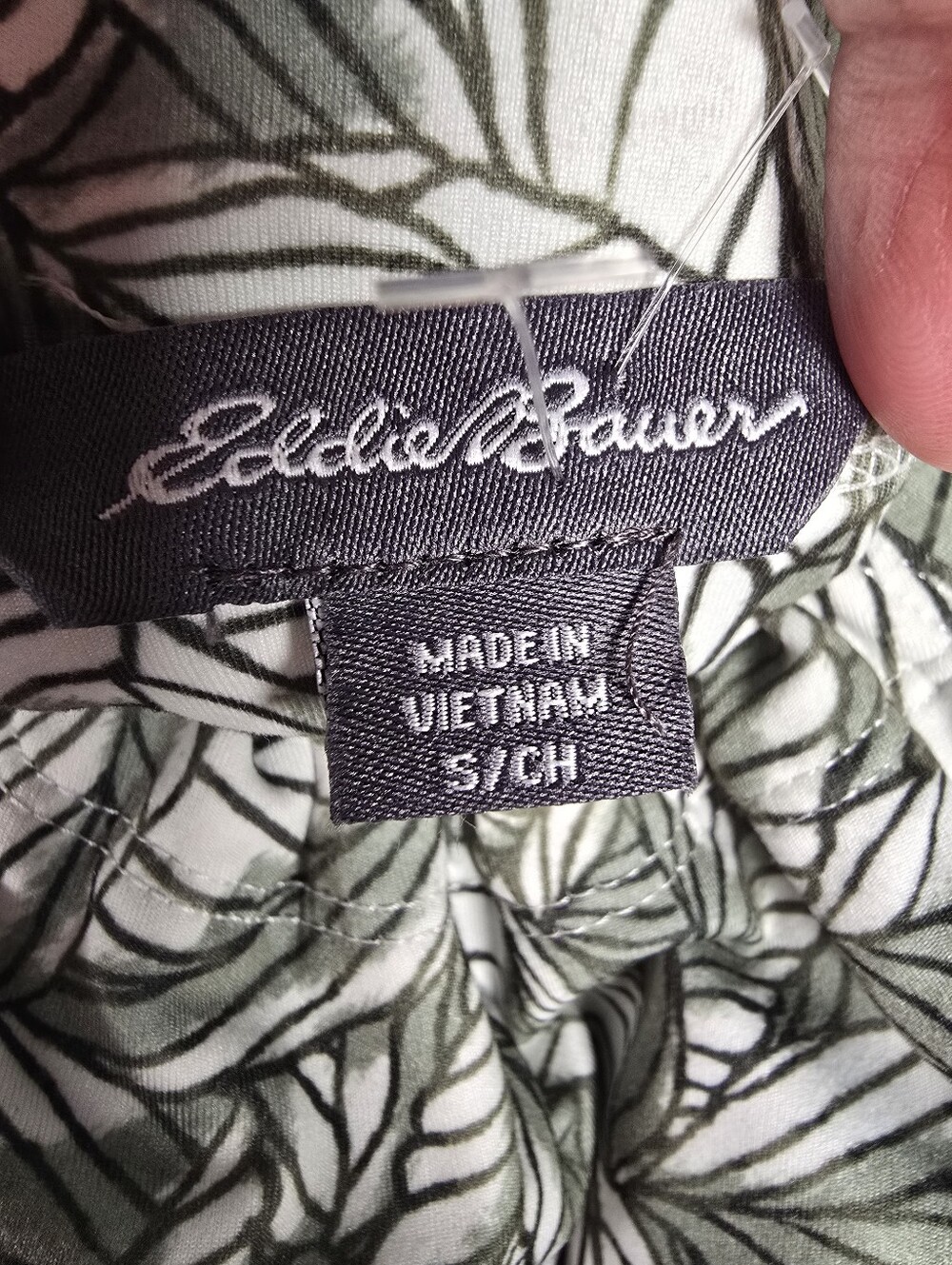 NWT Eddie Bauer Olive and White Leaf-Print Halter Mini Dress Built In Bra Size S - Picture 9 of 13